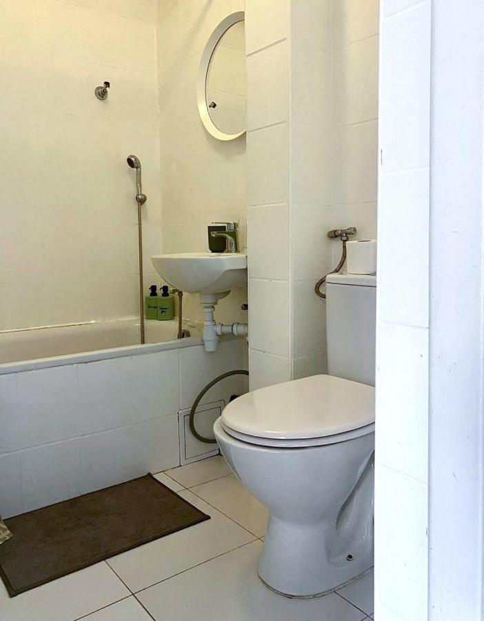 Halby Apartment Chlodna 15 Warschau Buitenkant foto